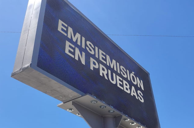 Monoposte LED Urbano Pequeño Intersección