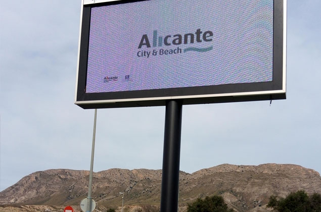 Monoposte LED Grande Cine